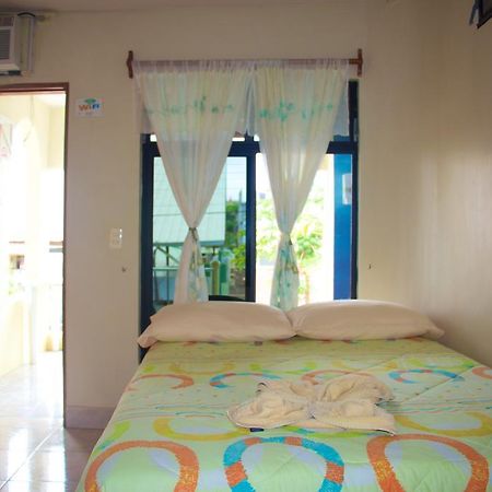 Hostal Nathaly Puerto Baquerizo Moreno Cameră foto